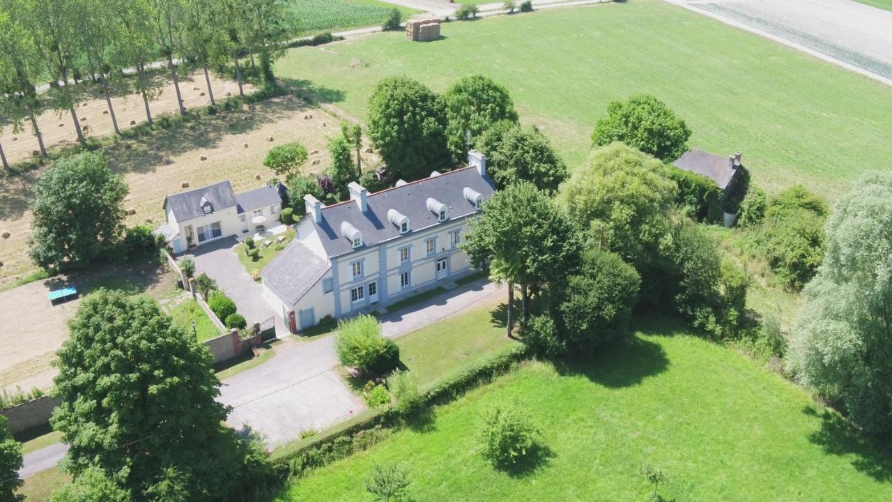 Les Du Couesnon Apartment